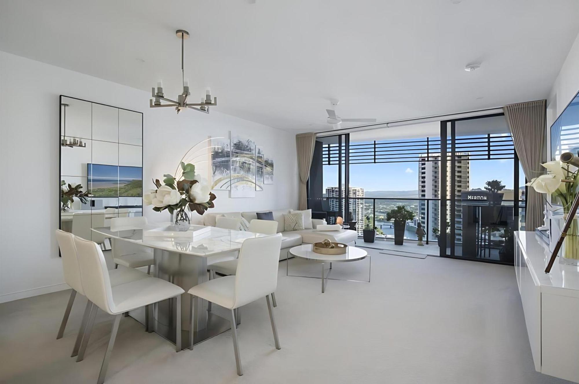 Oracle Beachfront Apartments Broadbeach Gold Coast Exterior photo